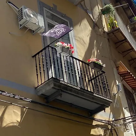 Beb La Gemma Panzió Nápoly